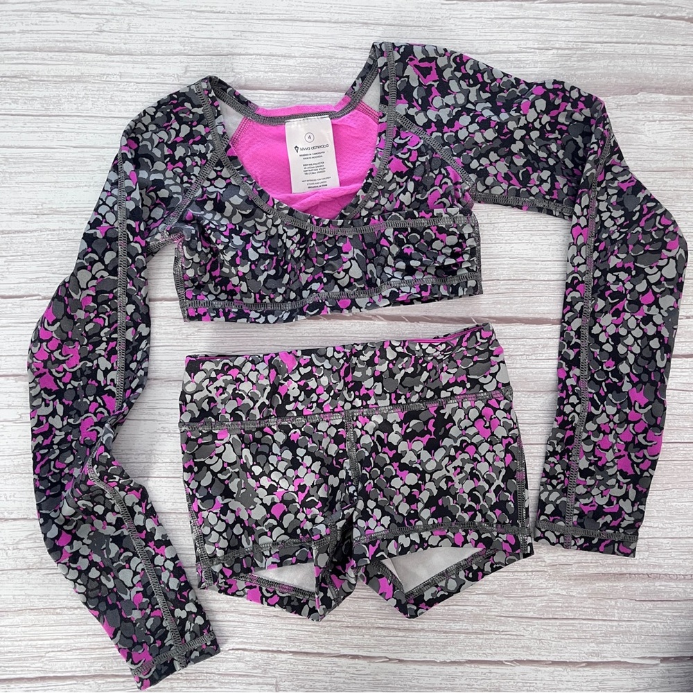 Ivivva By Lululemon Little Girls' Size 4 Warm-Up Top Shirt & Athletic Shorts